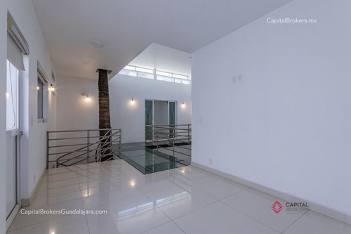 Casa De Lujo En Renta Colonia Moderna