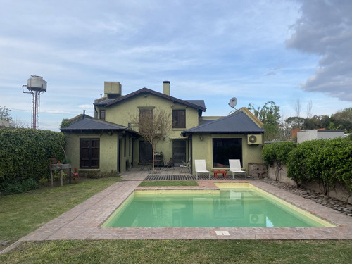 Casa En Venta En San Antonio De Areco