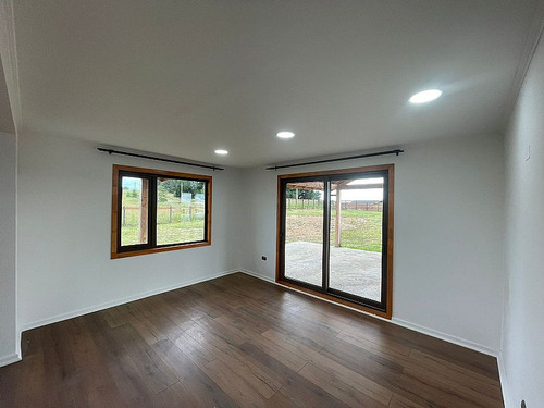 Parcela Con 2 Casas De Vende En Loteo Consolidado