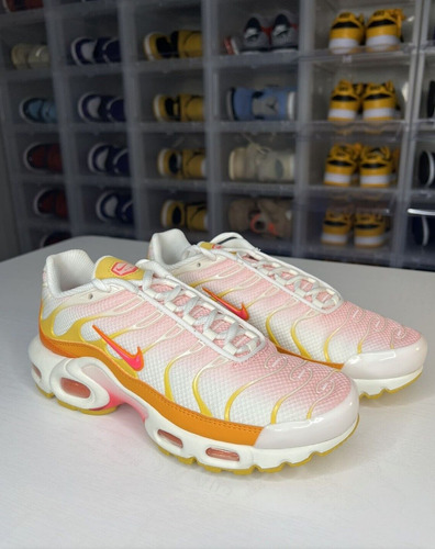 Nike Air Max Plus, Orange Pink