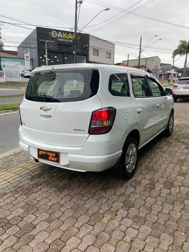 Imagem 7 de 8 de Chevrolet Spin 2014 1.8 Lt 5l 5p