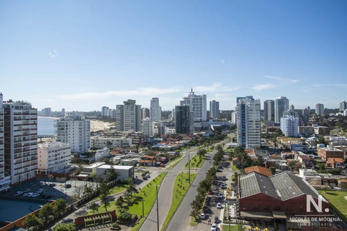 Departamento En Venta Con Vista Al Mar En Torre Imperiale.