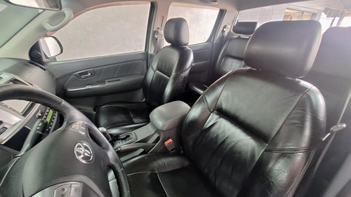 Toyota Hilux Cd4x4 Srv