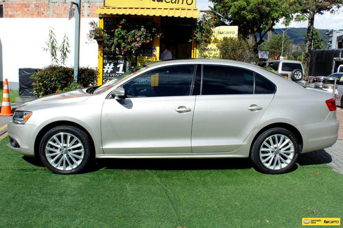 Imagen 5 de 25 de Volkswagen 2.5 New Jetta Comfortline