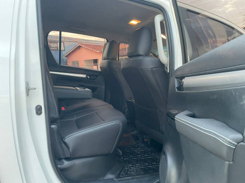 Imagem 11 de 15 de Toyota Hilux 2.8 Sr 4x4 Cd 16v Diesel 4p Automático