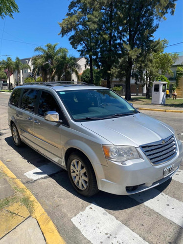 Chrysler Town & Country 2010 3.8 Limited Atx