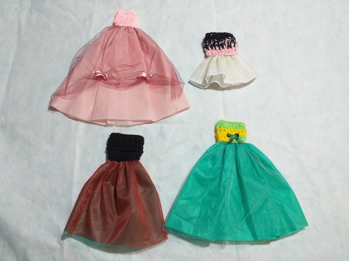 Vestido Ropa Para Barbie O Similar Muñeca X4 Unidades Oferta (Usado)