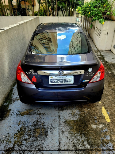 Nissan Versa 1.6 16v Sl Unique Aut. 4p