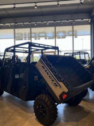 Polaris Ranger Crew 570 4 Plazas 2023 Utv No Canam Defender