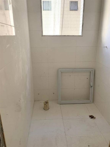 Imagem 10 de 18 de Apartamento Com 2 Dormitorios Na Vila Guilhermina - Rc62