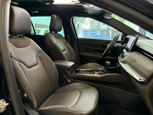 Jeep Commander 2.0 TD380 TURBO DIESEL OVERLAND AT9