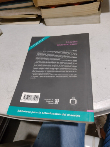 24 Poetas Latinoamericanos (Usado)