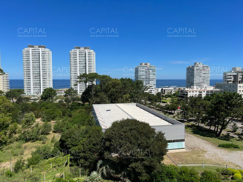 Apartamento De Un Dormitorio En Venta, Torre One Punta Del Este.