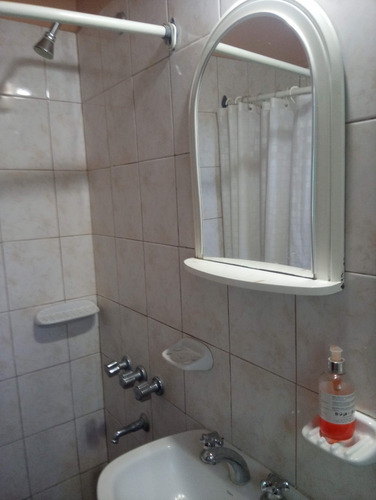 Imagen 9 de 14 de Venicolon !!!casa Amplia Para /5 Con Muchos Espacios Verdes