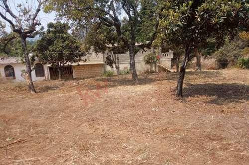 Venta De Terreno 240 M2 Con Clima Calido Tenancingo