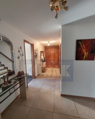 Venta Espléndida Casa De 5 Dormitorios En Puertito Del Buceo A Pasos De La Rambla