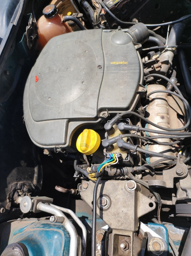 Imagen 2 de 12 de Renault Kangoo Camioneta