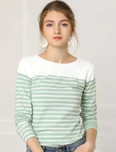 . Camiseta A Rayas De Manga Larga Con Cuello Redondo