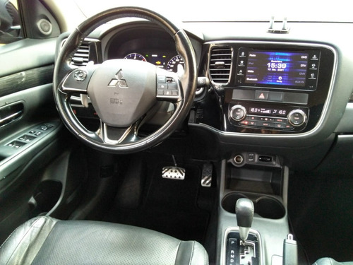 Imagem 9 de 15 de Mitsubishi Outlander 2.2 Diesel, Automática, 07 Lugares
