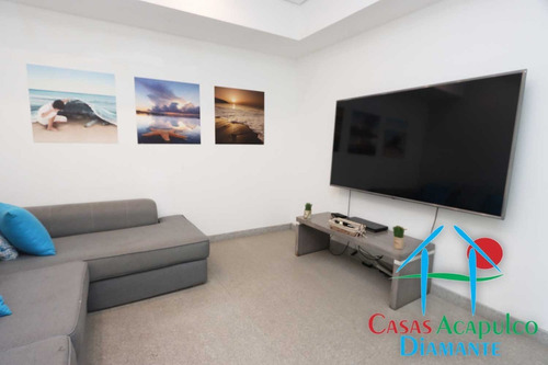 Imagen 18 de 30 de Cad Ocean Front 803. Terraza Con Vista Frontal Al Mar