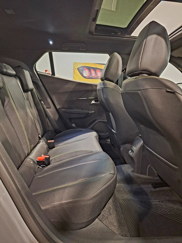 Peugeot 2008 1.0T Gt