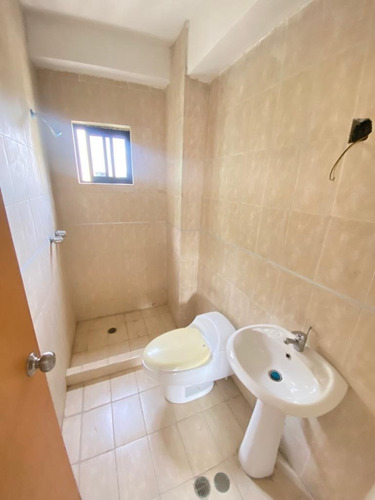 Imagen 11 de 23 de Fernando Guerrero Vende Apartamento En Res Iguazu, Valles De Camoruco