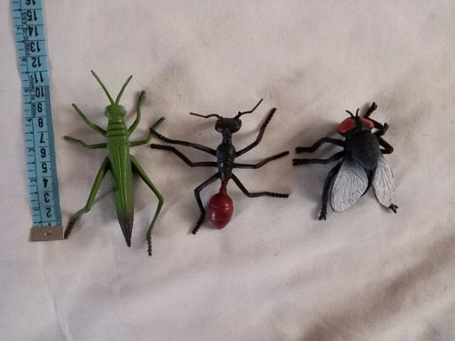 Lote 3 Insectos Bicho Animal 10a12cm Variedad Modelo Juguete