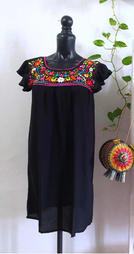 Vestido Artesanal Bordado A Mano