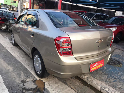 Imagem 11 de 18 de Chevrolet Cobalt 2013 1.4 Ls 4p