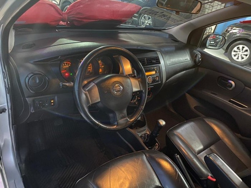 Nissan Livina 1.6 S 2012 Manual + Couro