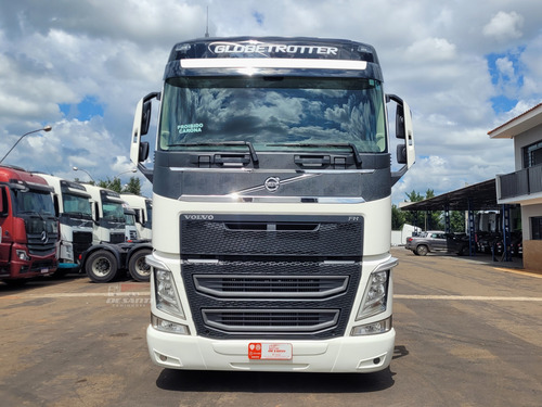Volvo Fh 460 Ano 2021/21 6x2 I-shift Globetrotter