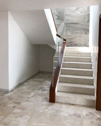 Casa En Venta En Res. Victoria, Cerca De Plaza Del Sol