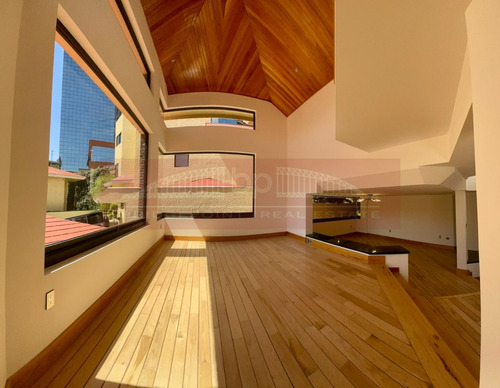 Gran Casa En Renta En Condominio En Pico De Sorata, Jardines De La Montaña, Cdmx.