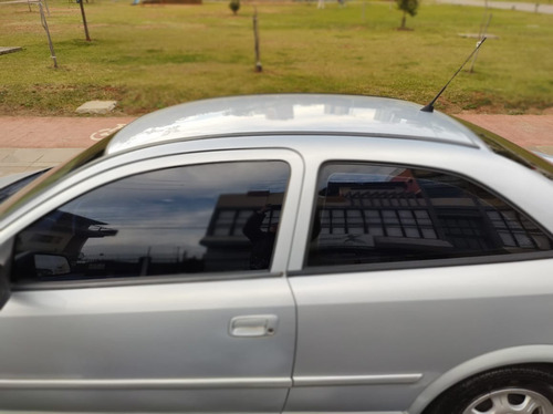Chevrotet Astra 2000 Gls 2.0