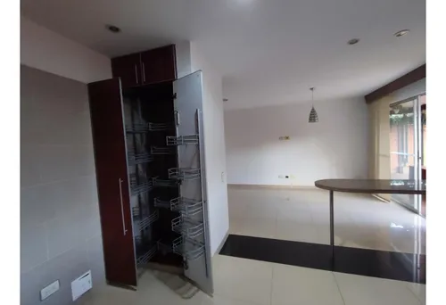 Venta Casa De 258mts2 Condominio En El Castillo, Jamundí 7384.