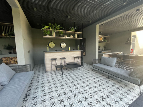 Arrienda Departamento En Ñuñoa - Calle Crescente Errazuriz