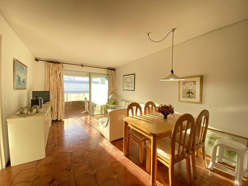 Imagen 4 de 16 de Apartamento - Playa Mansa