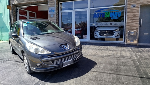 Peugeot 207 1.6 Xt
