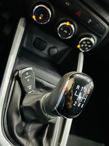 Chevrolet Onix plus 1.0 Ltz Turbo 4p