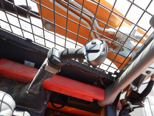Imagen 10 de 12 de 05) Minicargador Nuevo Case Sr130 Sistema Hid