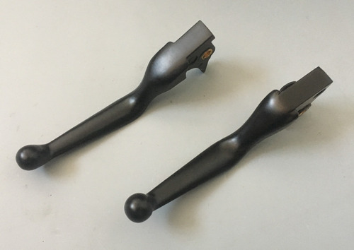 Levers Palancas Negras De Harley Davidson Sportster 14 O Mas