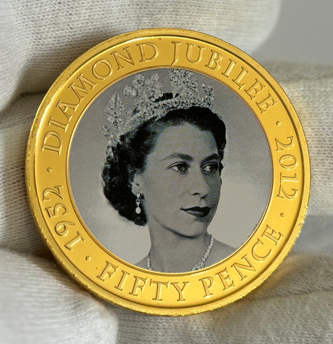 Moeda Oficial Banhada Ouro 24k Rainha Elizabeth 2011 Jersey