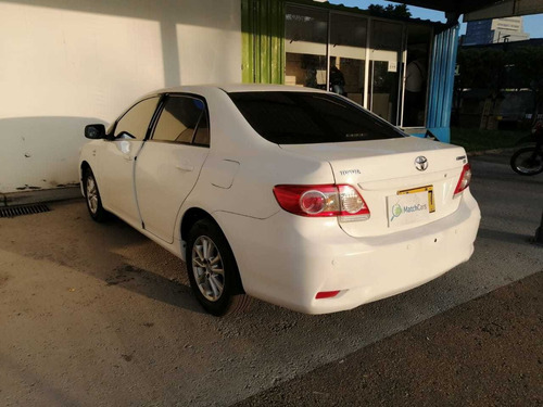 Toyota Corolla Xli 1.8 Mt Modelo 2013