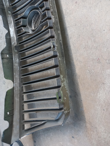 Parrilla Mercury Mountaineer 2002 2003 2004 2005 Original Us Mate (Usado)
