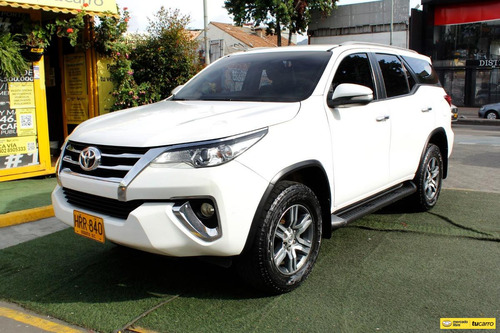 Toyota Fortuner 2.7 SW4