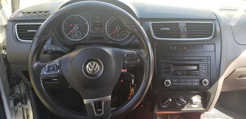 Volkswagen Suran 1.6 Highline 101cv 11c 2011