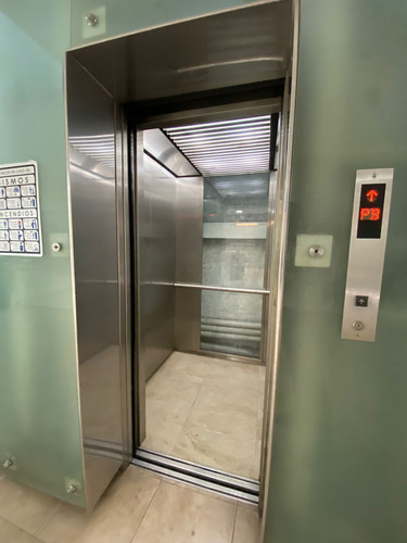 Oficina En Renta, San Nicolas Tlaxcolpan, 200 M2