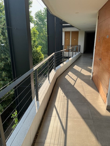 Moderno Departamento, Excelente Ubicación