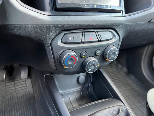 Chevrolet Onix 1.0MT LT