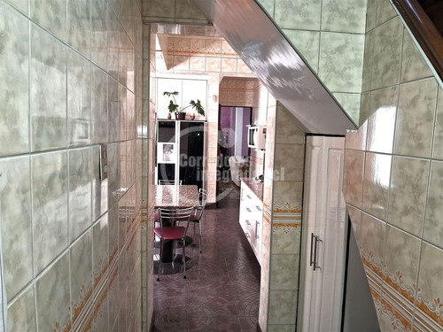 Casa 2 Pisos Con Loc. Comercial 5 Dorm., 5 Estac. San Miguel